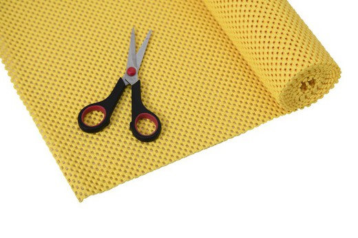 Rollo anti-deslizante stayput 30,5 x 183 cm / amarillo