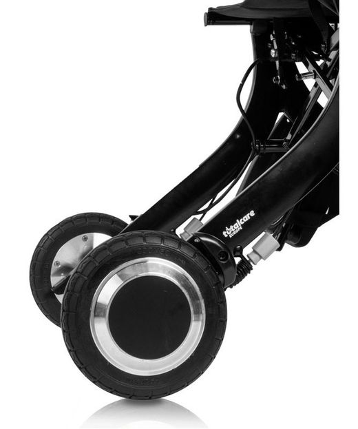 Déambulateur électrique et fauteuil roulant électrique tout en un