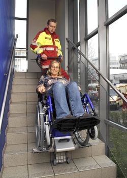Aparato sube-escaleras liftkar 2