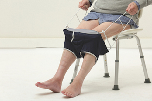 Ayuda pone slips o bragas standart