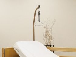 Lit réglable en hauteur électronique Antares 2