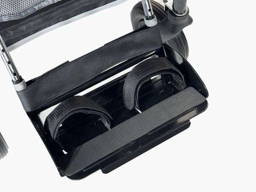 Tucan Kinderwagen mit Neigungs- und Liegefunktion