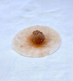 Prótesis de pezon y de areolas