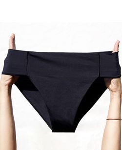 Bix Höschen öffnen und schließen