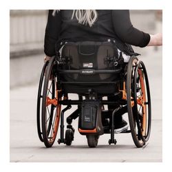 Moteur auxiliaire pour la propulsion de fauteuils roulants - Empulse R90