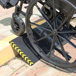 PEPE P10040 Rollstuhlrampe, überwindet Stufen und Bordsteine