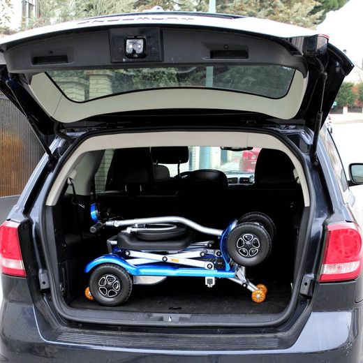 Scooter Bravo libercar, le plus compact et le plus léger, pliable.