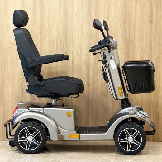 Scooter haute performance Pegasus