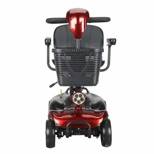 Scooter Suzuka