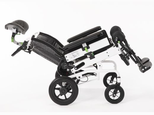 Juditta Schaukelstuhl