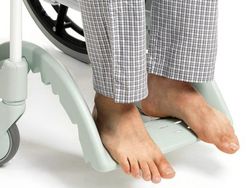 Sauberer Stuhl mit 2 Bremsen AD828