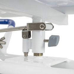 Drehbarer Badestuhl aus Edelstahl