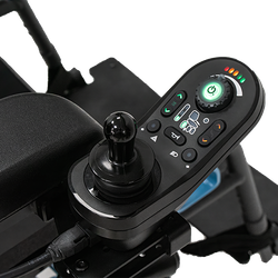 Fauteuil roulant Atlantik Flex, compact et inclinable