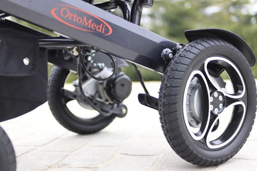 Fauteuil roulant électrique Akira