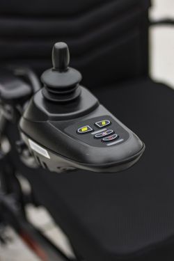 Fauteuil roulant électrique Akira