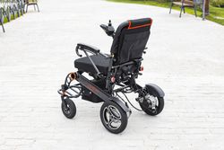 Fauteuil roulant électrique Akira