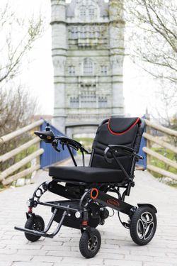 Fauteuil roulant électrique Akira