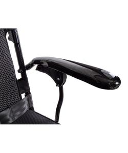 Martinika Carbon Elektrorollstuhl mit geteilter Rückenlehne