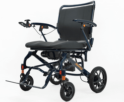 Cadeira de rodas elétrica Jazzy Carbon Ultra Max HD para pessoas com até 182 kg de peso.