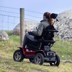 Fauteuil roulant électrique tout-terrain Magic XT2