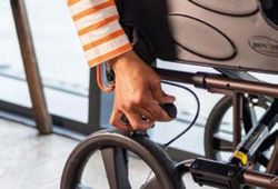 Fauteuil roulant Invacare Action 2NG Transit Lite