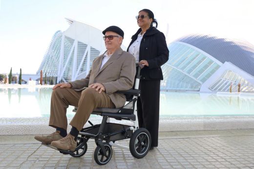 Fauteuil roulant pliant léger, roues de transport Kmina Pro