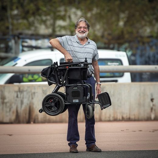 iCARBON ultraleichter Elektrorollstuhl