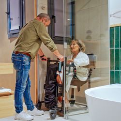 CHAISE-GRUE À TRANSFERT ÉLECTRIQUE MULTIFONCTIONNELLE Chaise Aupa