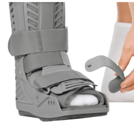 Bota Walker con aire corta