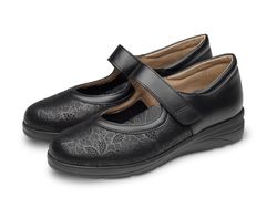 Zapatos merceditas con grabado